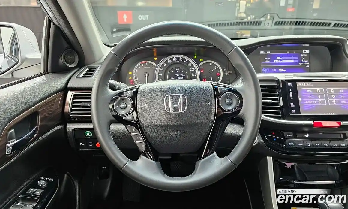 Honda Accord 2016 2.4 гидро в Москве № 302906, фото 13