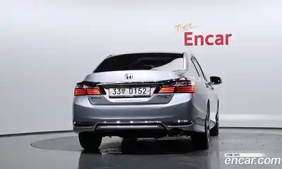Honda Accord 2016 2.4 гидро в Москве № 302906, миниатюра 4