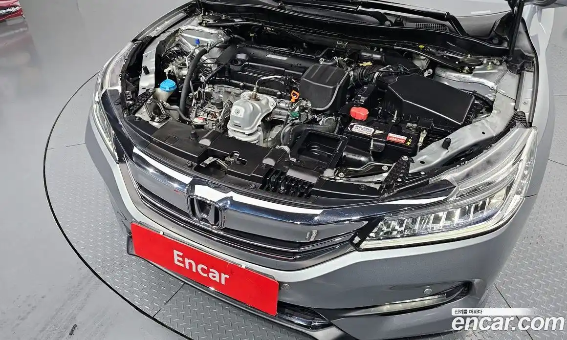 Honda Accord 2016 2.4 гидро в Москве № 302906, фото 6