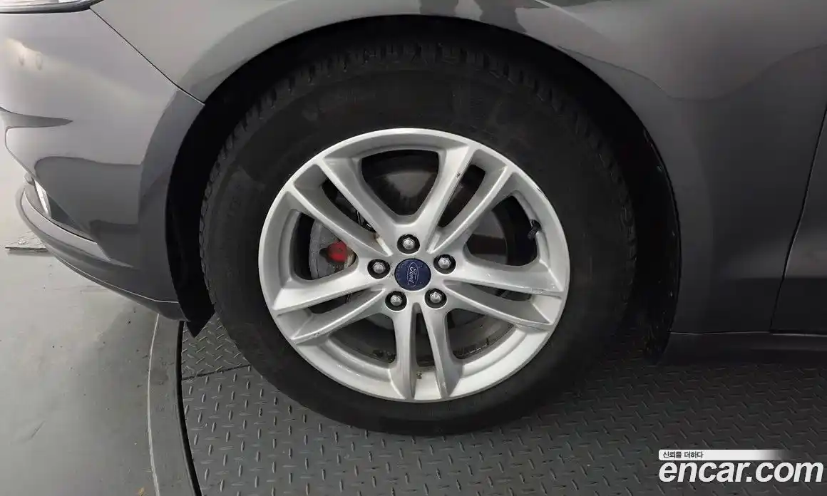 Ford Mondeo 2015 2.0 гидро в Москве № 304916, фото 5