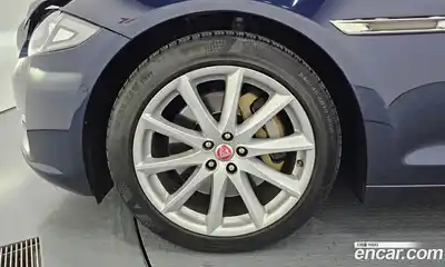 Jaguar XJ 2017 3.0 гидро в Москве № 305049, миниатюра 5