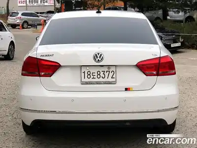 Volkswagen Passat 2014 2.0 гидро в Москве № 329861, миниатюра 4