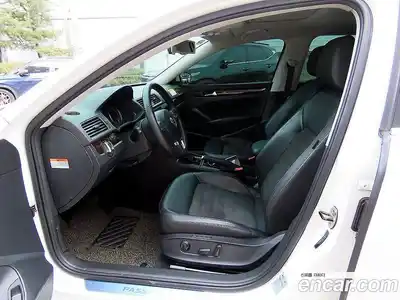 Volkswagen Passat 2014 2.0 гидро в Москве № 329861, миниатюра 5