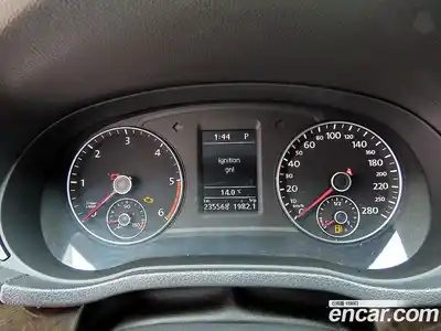 Volkswagen Passat 2014 2.0 гидро в Москве № 329861, миниатюра 9