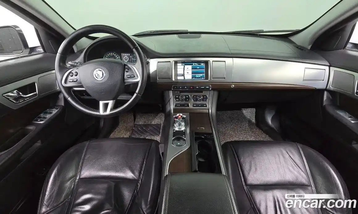 Jaguar XF 2013 2.2 гидро в Москве № 331543, фото 7