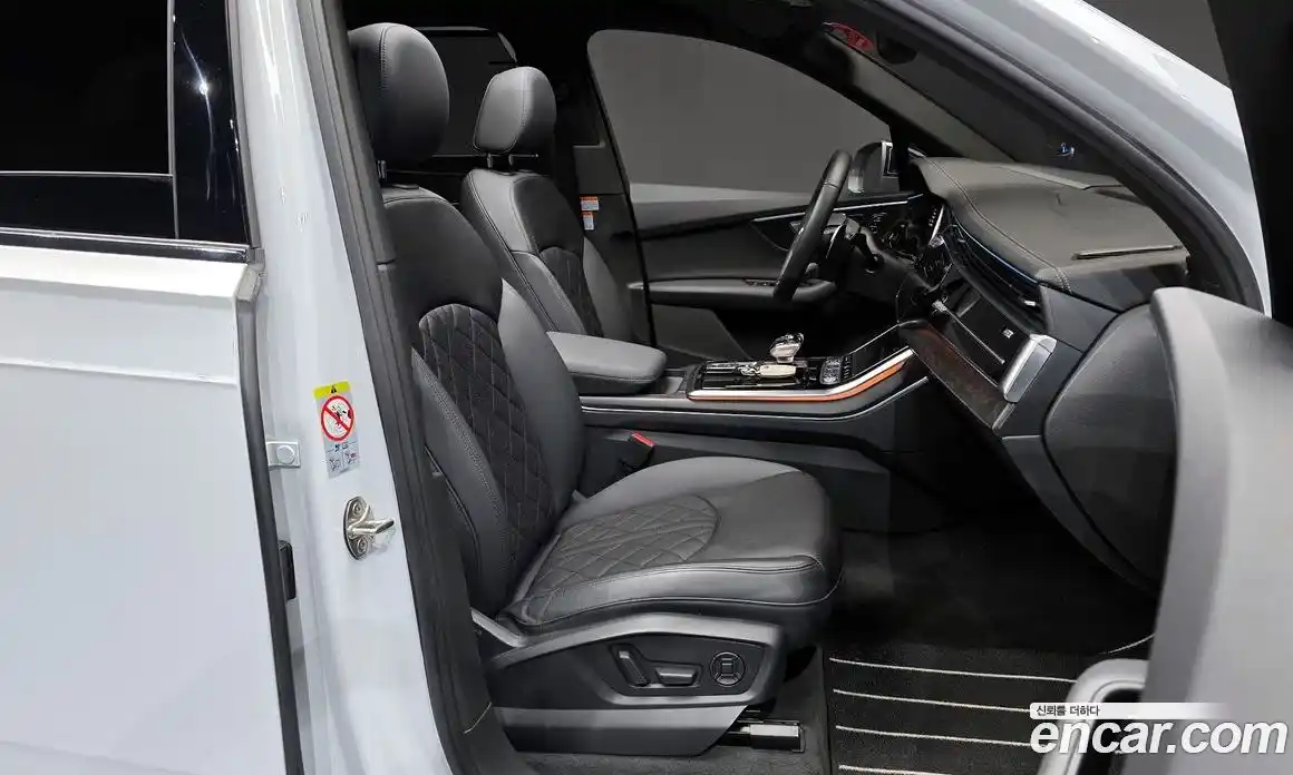 Audi Q7 2023 3.0 гидро в Москве № 343555, фото 11