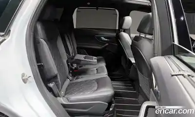 Audi Q7 2023 3.0 гидро в Москве № 343555, миниатюра 12