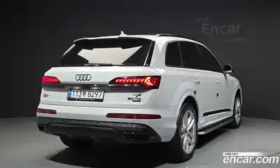 Audi Q7 2023 3.0 гидро в Москве № 343555, миниатюра 2