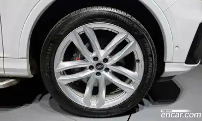 Audi Q7 2023 3.0 гидро в Москве № 343555, миниатюра 5