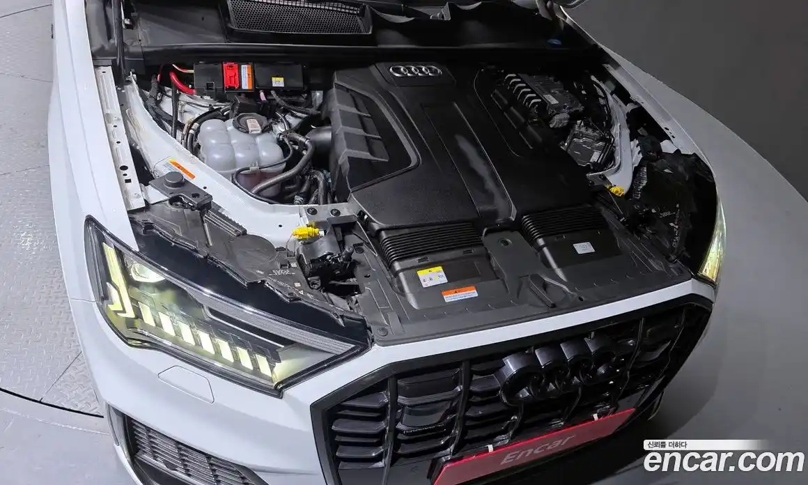 Audi Q7 2023 3.0 гидро в Москве № 343555, фото 6