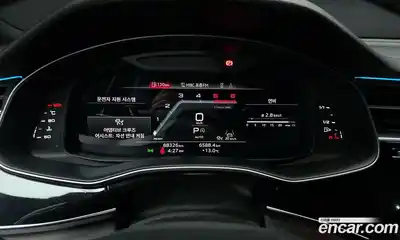 Audi Q7 2023 3.0 гидро в Москве № 343555, миниатюра 8