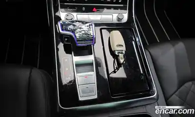 Audi Q7 2023 3.0 гидро в Москве № 343555, миниатюра 9