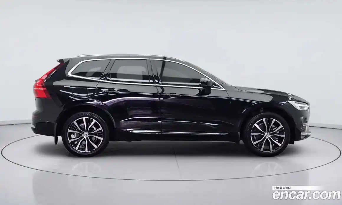 Volvo XC60 2023 2.0 гидро в Москве № 344323, фото 3