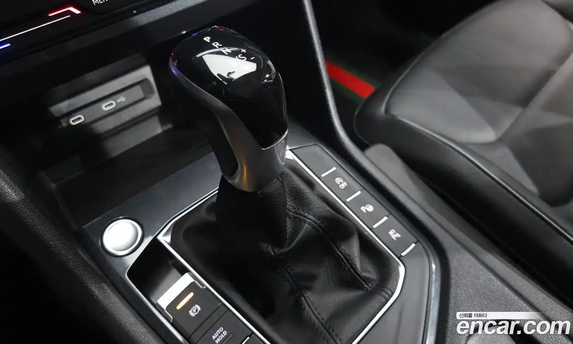 Volkswagen Tiguan 2024 2.0 гидро в Москве № 357441, фото 8