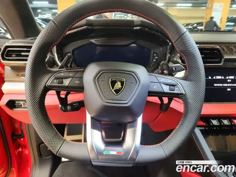 Lamborghini Urus 2025 4.0 гидро в Москве № 365780, фото 11