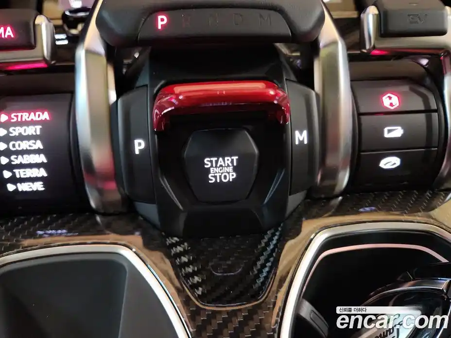 Lamborghini Urus 2025 4.0 гидро в Москве № 365780, фото 19