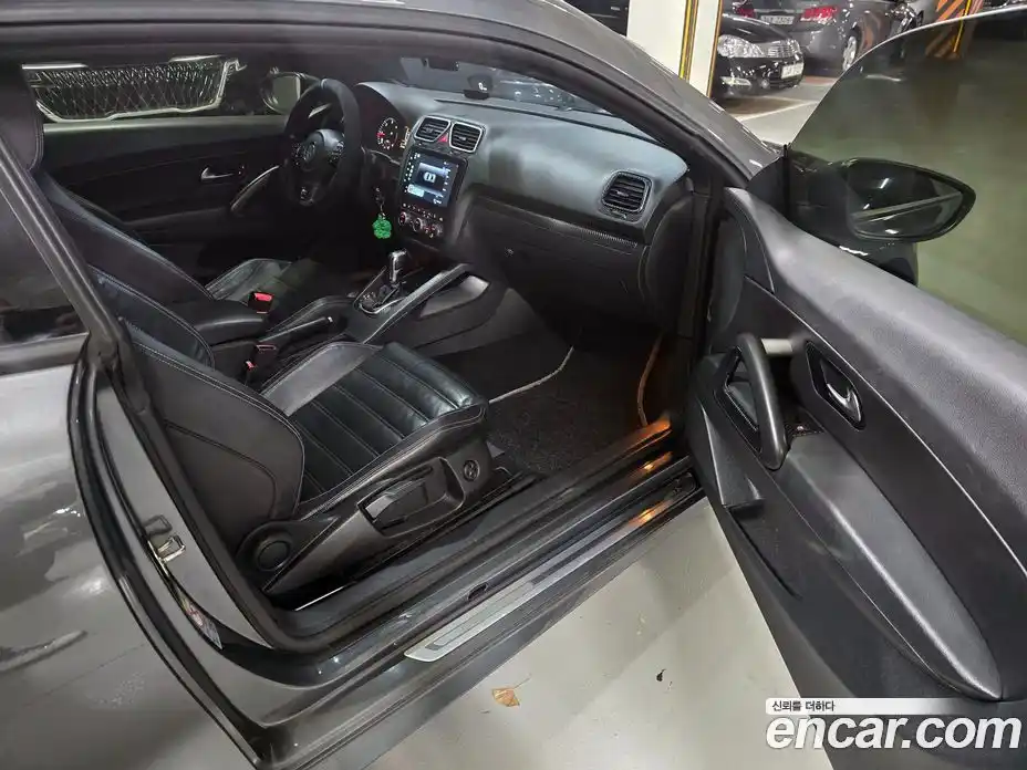 Volkswagen Scirocco 2014 2.0 гидро в Москве № 383416, фото 12