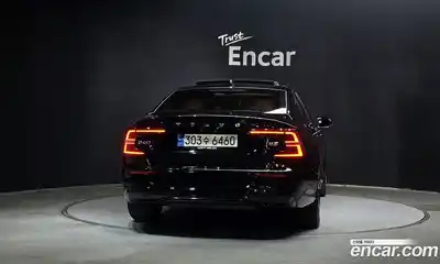 Volvo S60 2023 2.0 гидро в Москве № 469791, миниатюра 4