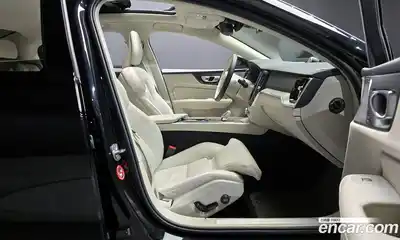 Volvo S60 2023 2.0 гидро в Москве № 469791, миниатюра 10