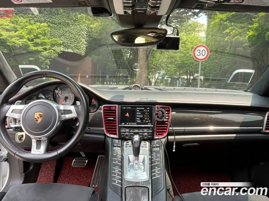 Porsche Panamera 2016 4.8 гидро в Москве № 470703, фото 8