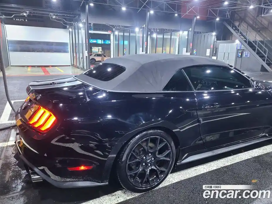 Ford Mustang 2018 2.3 гидро в Москве № 473851, фото 7