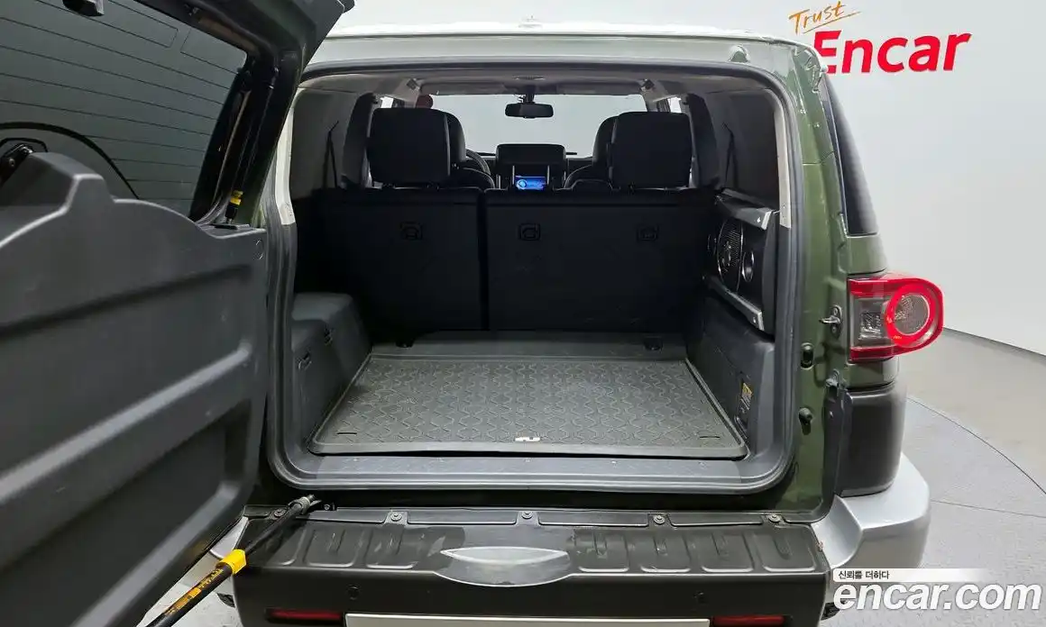Toyota FJ Cruiser 2012 4.0 гидро в Москве № 523940, фото 20