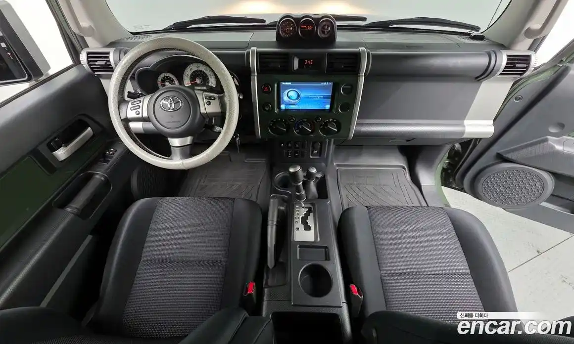 Toyota FJ Cruiser 2012 4.0 гидро в Москве № 523940, фото 7