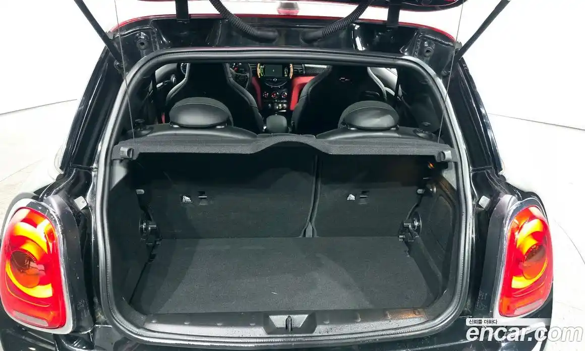Mini Cooper 2017 2.0 гидро в Москве № 546629, фото 20