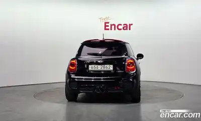 Mini Cooper 2017 2.0 гидро в Москве № 546629, миниатюра 4
