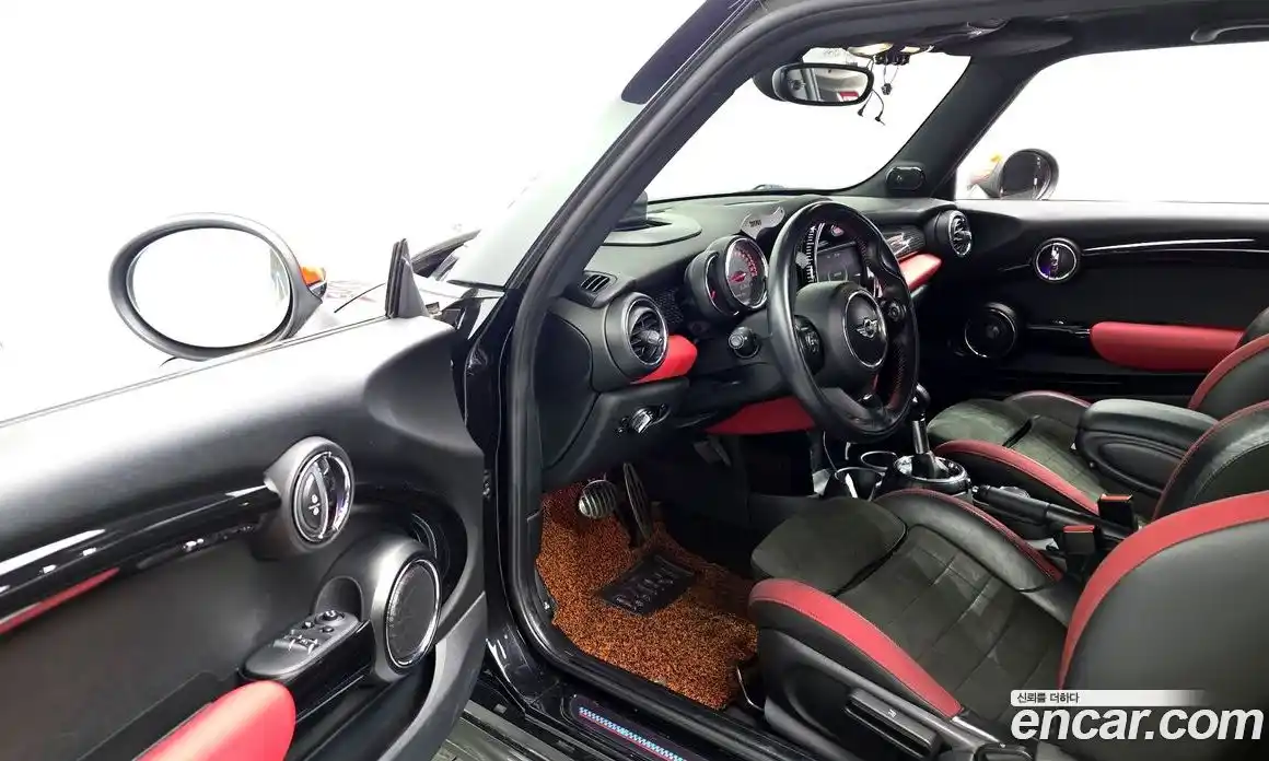 Mini Cooper 2017 2.0 гидро в Москве № 546629, фото 10