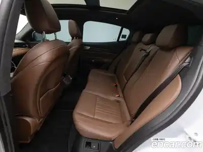 Maserati Grecale 2024 2.0 гидро в Москве № 585236, миниатюра 12