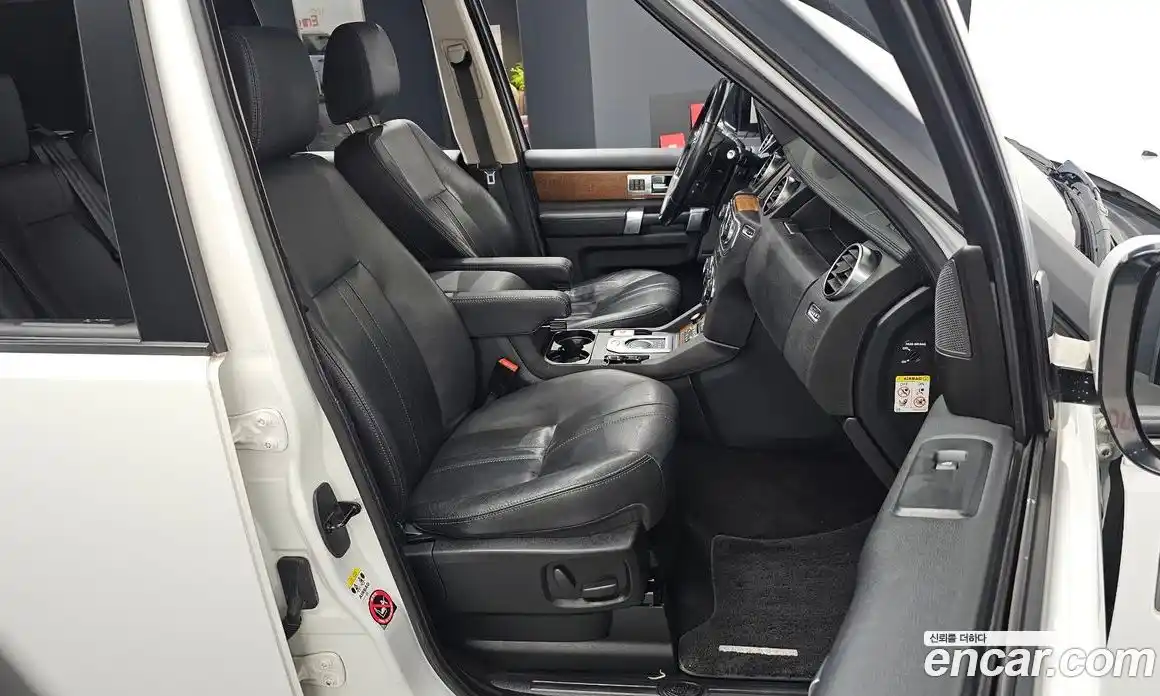 Land Rover Discovery 2016 3.0 гидро в Москве № 594811, фото 12