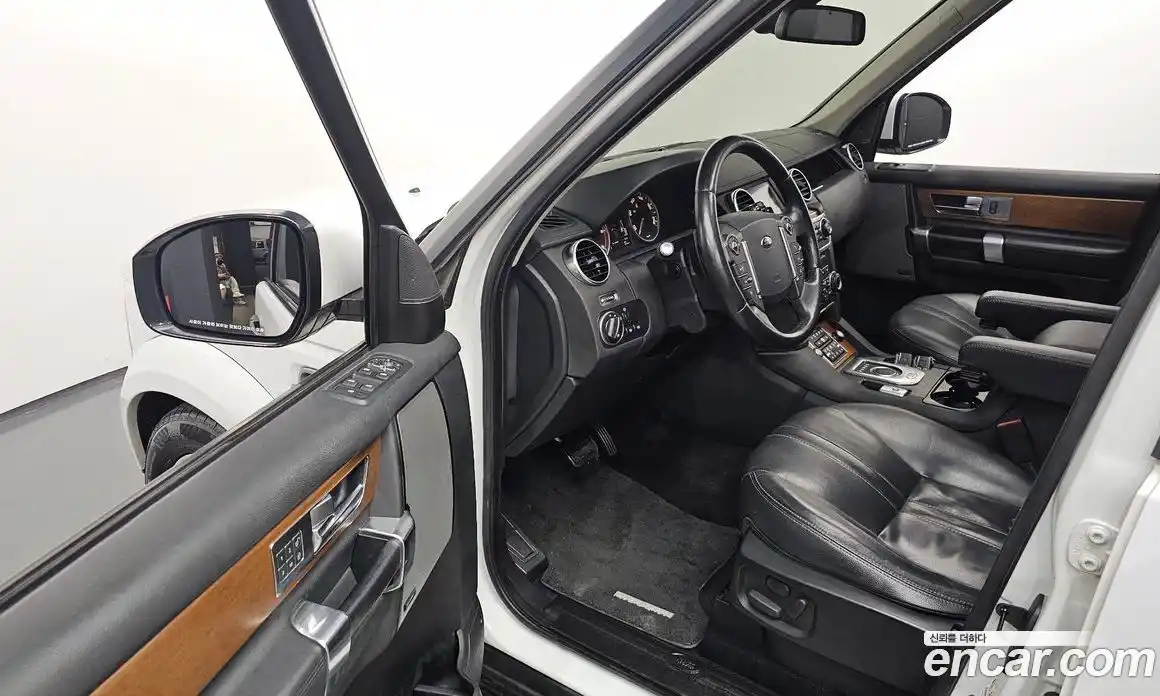 Land Rover Discovery 2016 3.0 гидро в Москве № 594811, фото 10