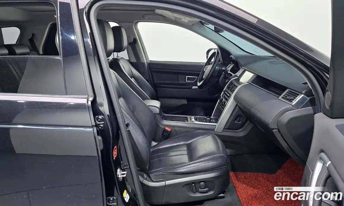 Land Rover Discovery Sport 2017 2.0 гидро в Москве № 594832, фото 11