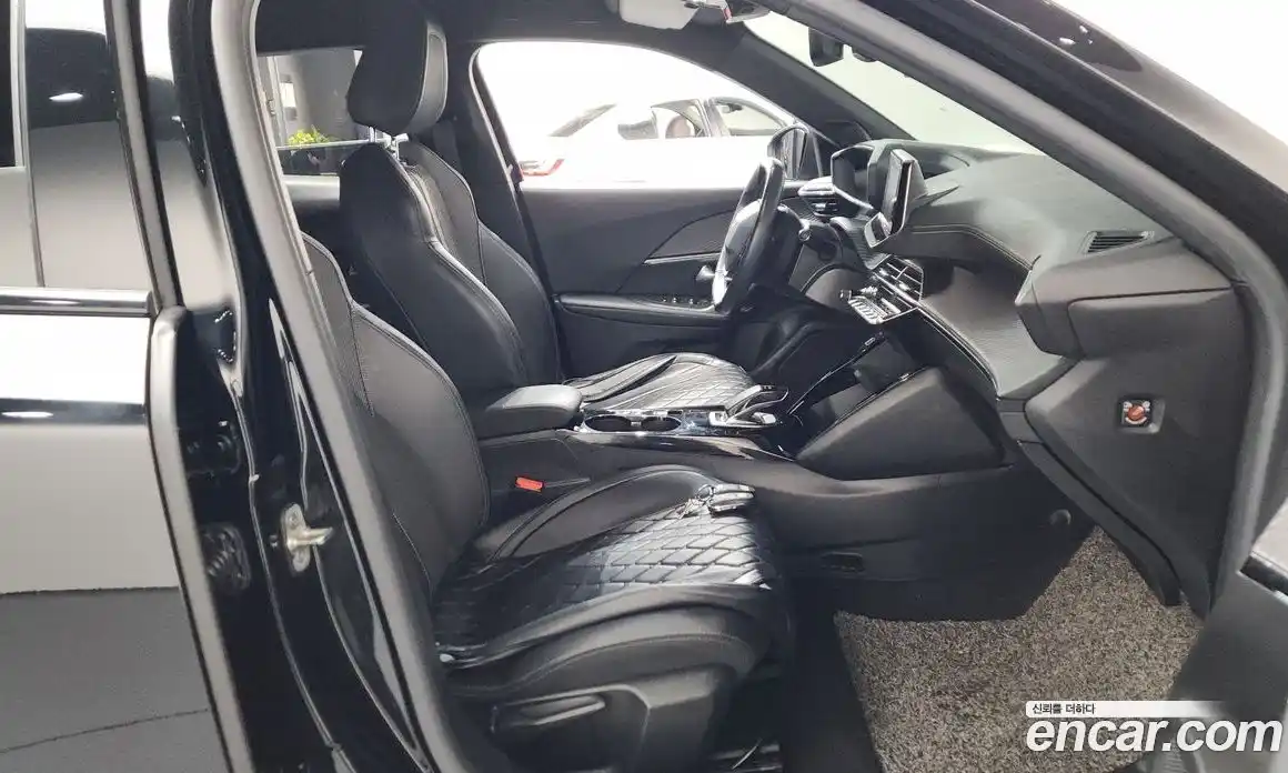 Peugeot 2008 2021 0.1 гидро в Москве № 611170, фото 11