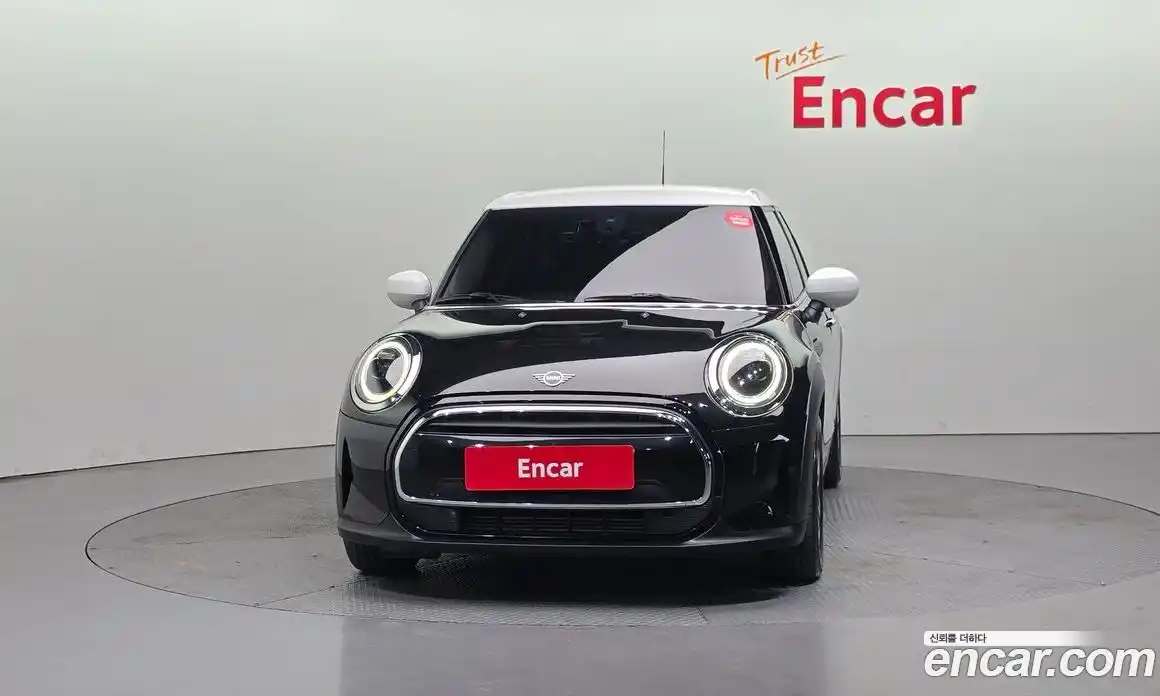 Mini Cooper 2023 1.5 гидро в Москве № 724735, фото 3