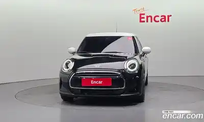 Mini Cooper 2023 1.5 гидро в Москве № 724735, миниатюра 3