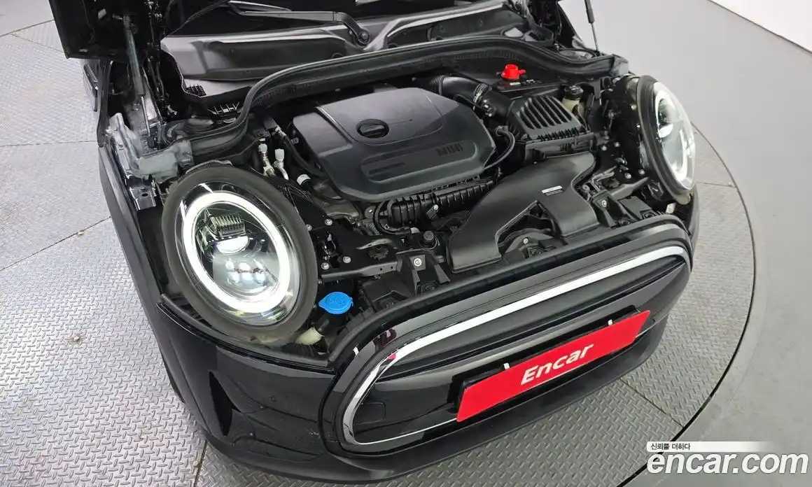 Mini Cooper 2023 1.5 гидро в Москве № 724735, фото 6