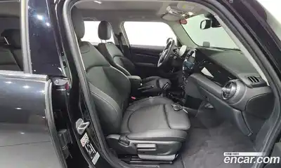 Mini Cooper 2023 1.5 гидро в Москве № 724735, миниатюра 10