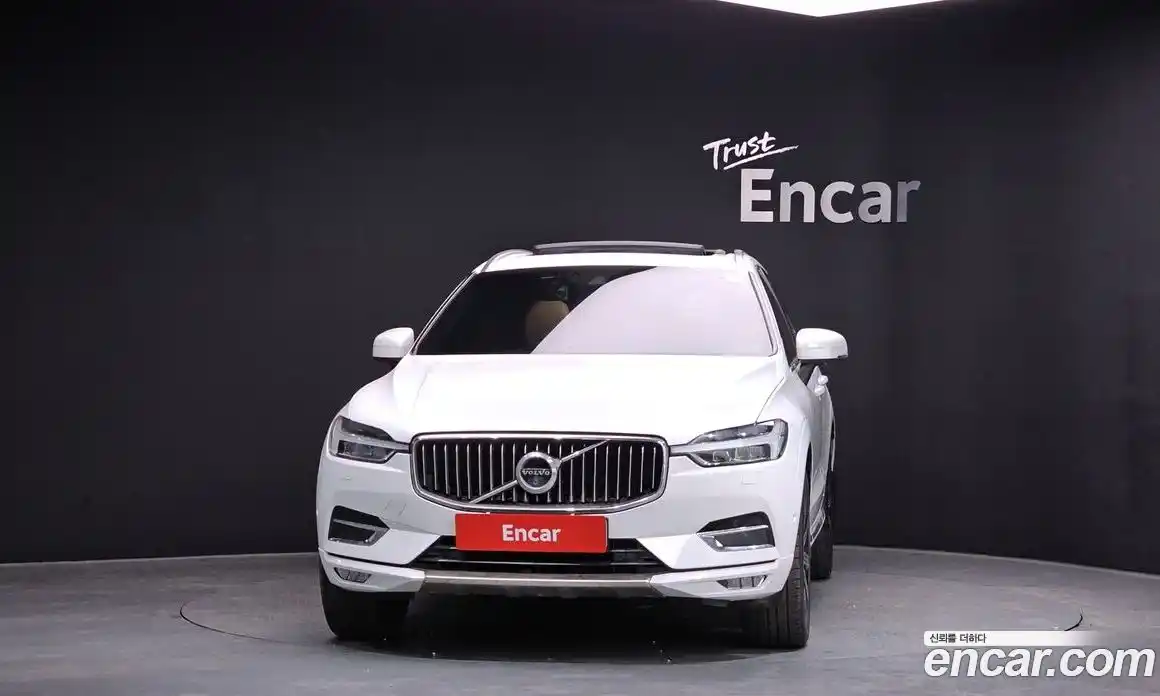 Volvo XC60 2018 2.0 гидро в Москве № 749586, фото 3
