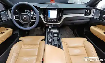 Volvo XC60 2018 2.0 гидро в Москве № 749586, миниатюра 7