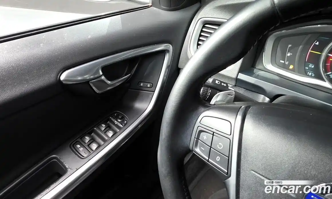 Volvo S60 2014 1.6 гидро в Москве № 749650, фото 18