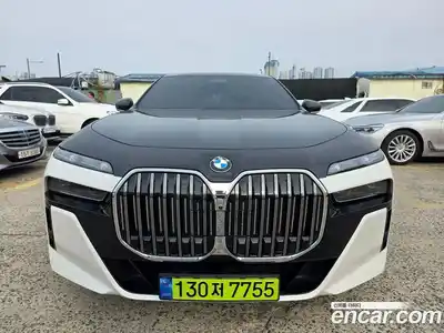 BMW 7-Series, 2023