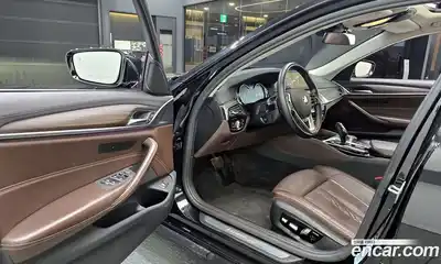 BMW 5-Series 2018 2.0 гидро в Москве № 763360, миниатюра 11