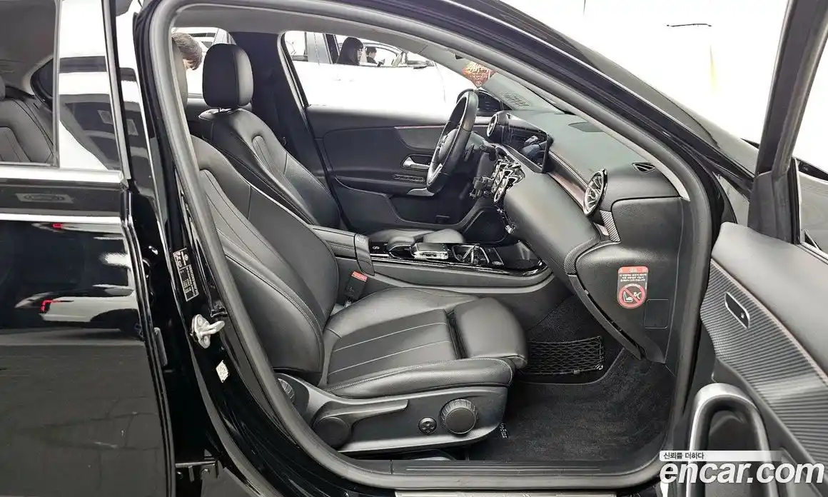 Mercedes-Benz A-Class 2020 2.0 гидро в Москве № 764484, фото 11