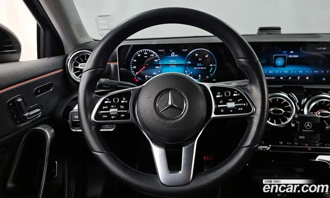 Mercedes-Benz A-Class 2020 2.0 гидро в Москве № 764484, фото 13