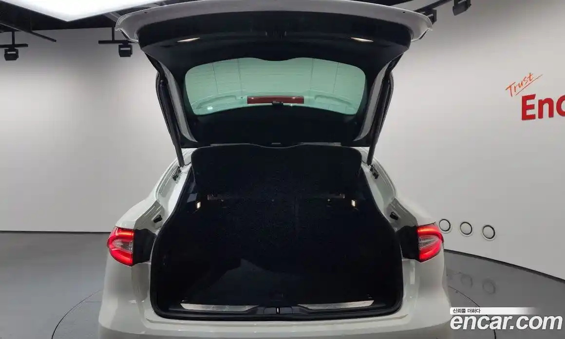 Maserati Levante 2018 3.0 гидро в Москве № 803294, фото 20