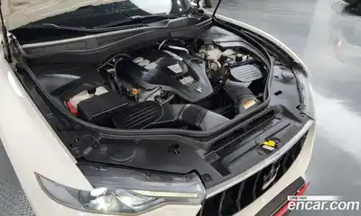 Maserati Levante 2018 3.0 гидро в Москве № 803294, миниатюра 6