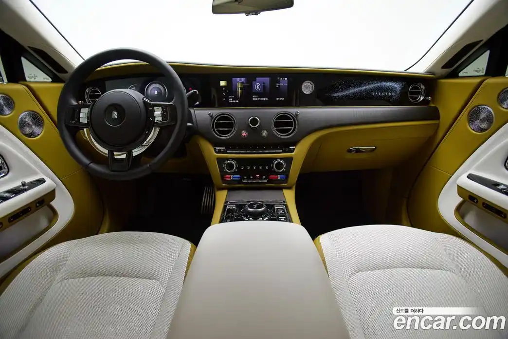 Rolls-Royce Spectre 2024 гидро в Москве № 816864, фото 12