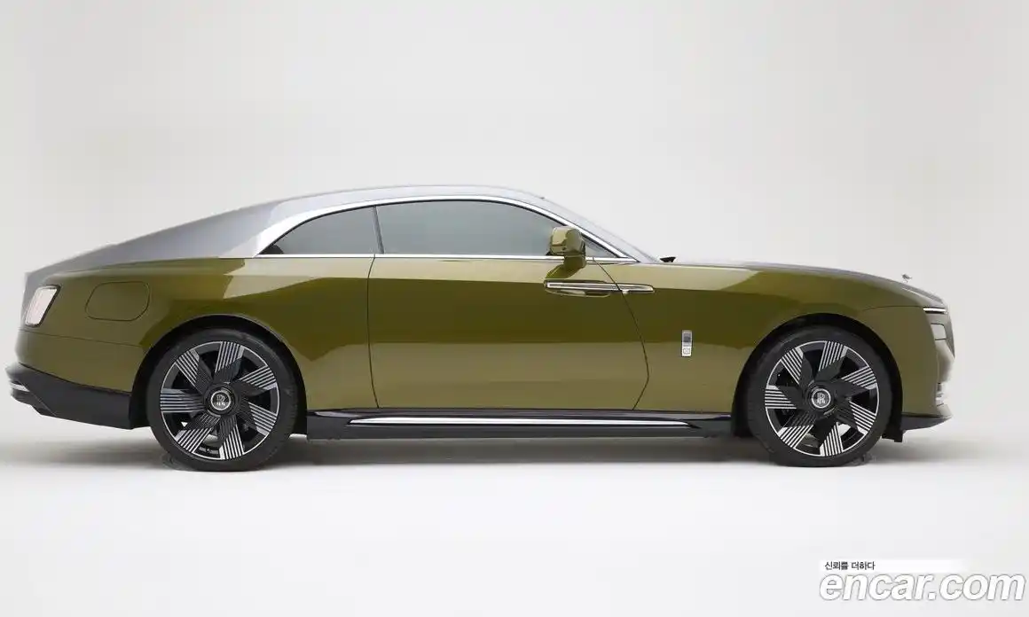 Rolls-Royce Spectre 2024 гидро в Москве № 816864, фото 6